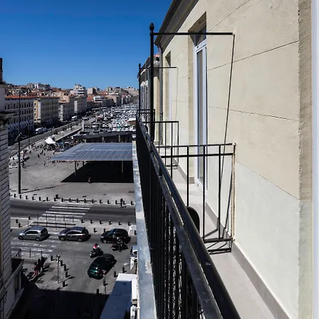 Carré Vieux Port Hotel 3*