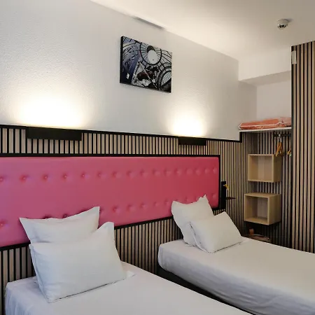 Carré Vieux Port Hotel 3*